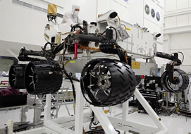 2010-08-03-robot_curiosity_med