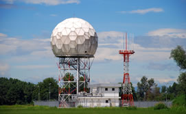 2010-12-24-monitorizacion_trafico_aereo_med