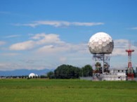 2011-02-04-trafico_aereo_med